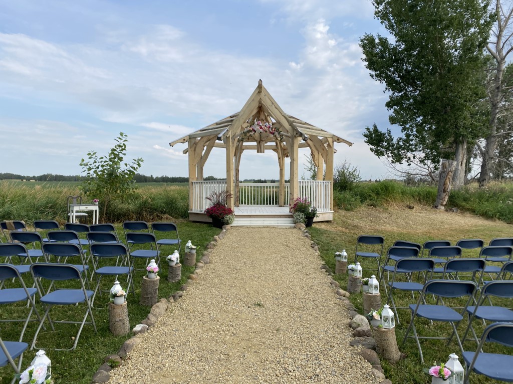 Ellis Nature Centre - Gazebo Wedding Setup